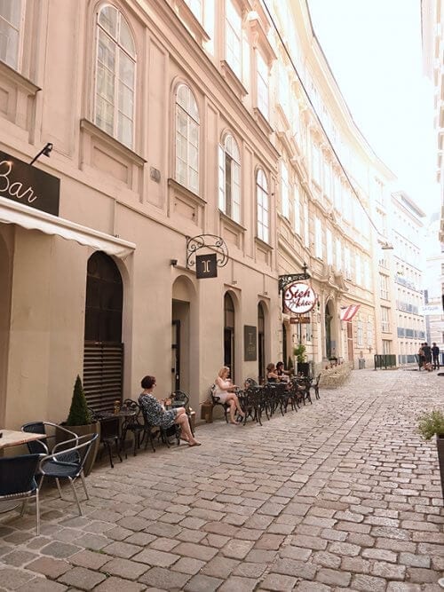 Cigars in Vienna – A Very Special Microcosm