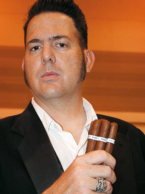 Nosotros Don Giolito
