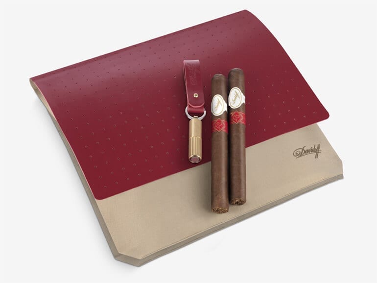 Davidoff Year of the Dog 2018 Cigar & Accessories