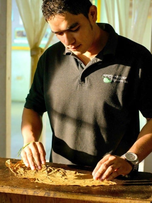 emmanuel martinez portrait rolling panama caribbean cigar factory