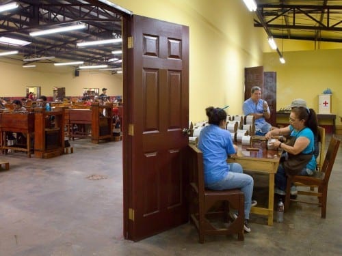 francisca del rosario gonzalez aguirre quality control factory joya de nicaragua