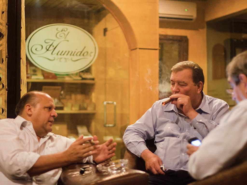 hendrik kelner cigar lounge la tabaqueria santiago