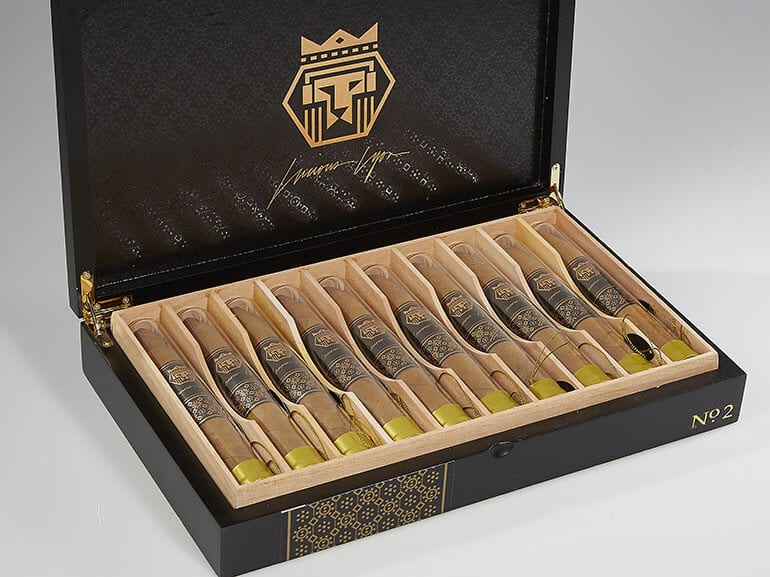 Photo: General Cigar