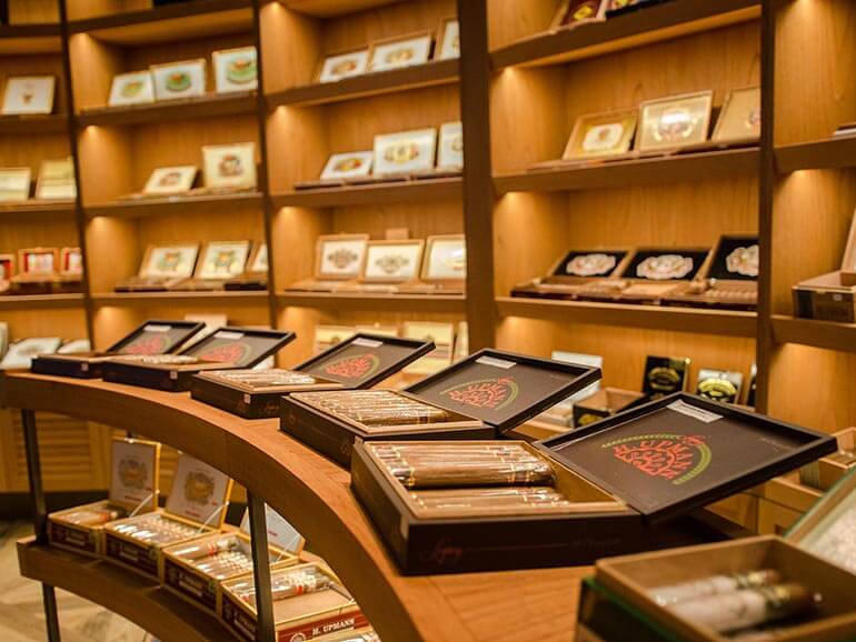 Montecristo Cigar Bar Las Vegas