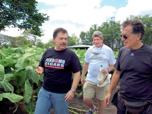 nick perdomo tour tobacco growing lesson robi leon